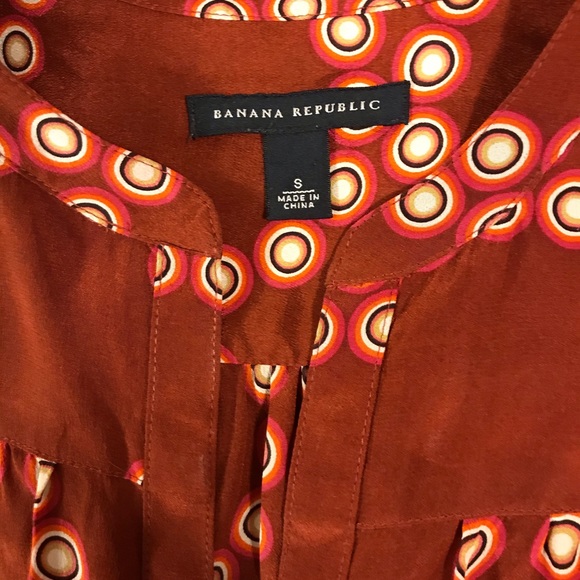 Banana Republic 100%silk blouse - Picture 6 of 8